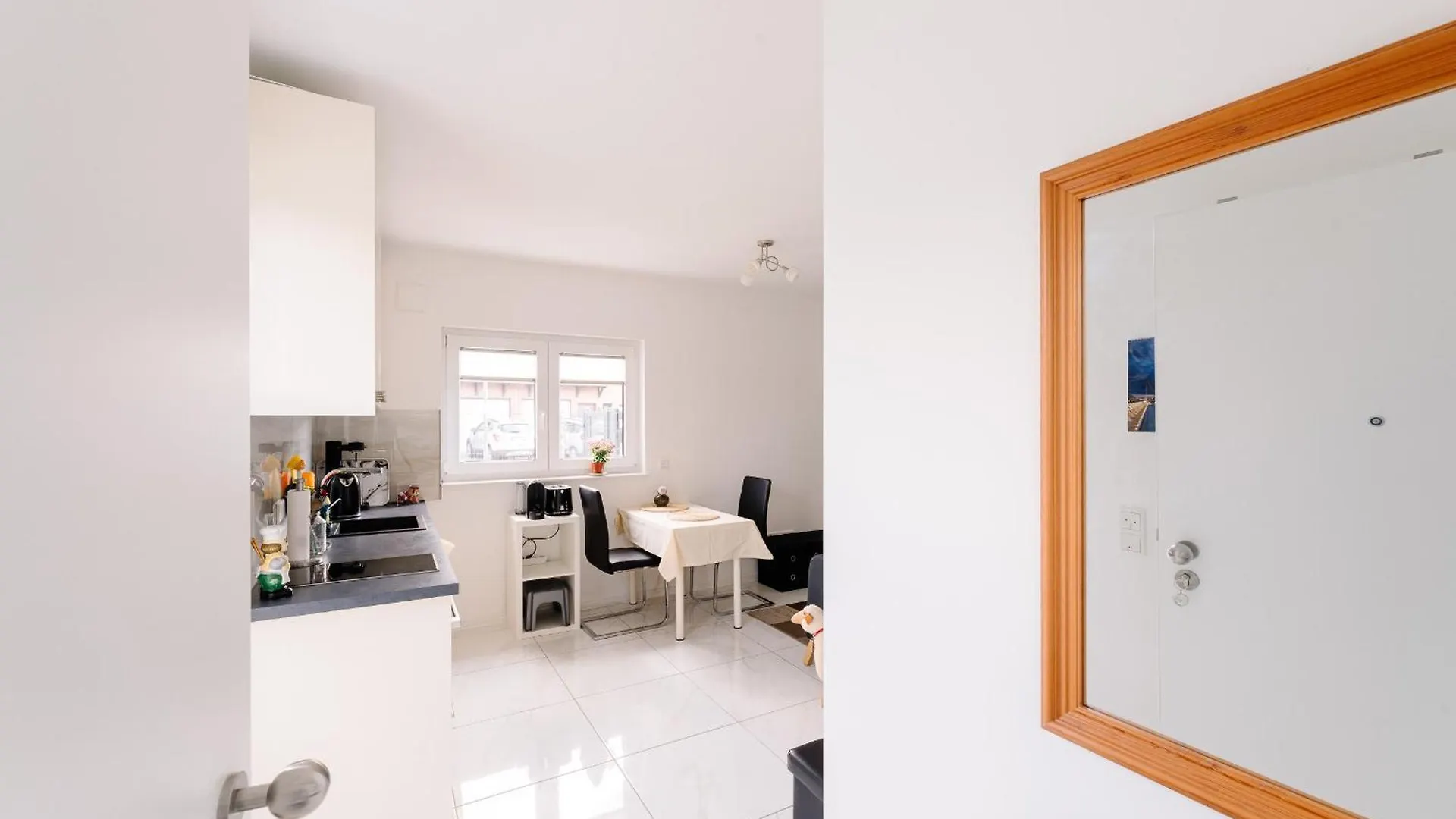 Daire Business Appartement Flughafen Duesseldorf